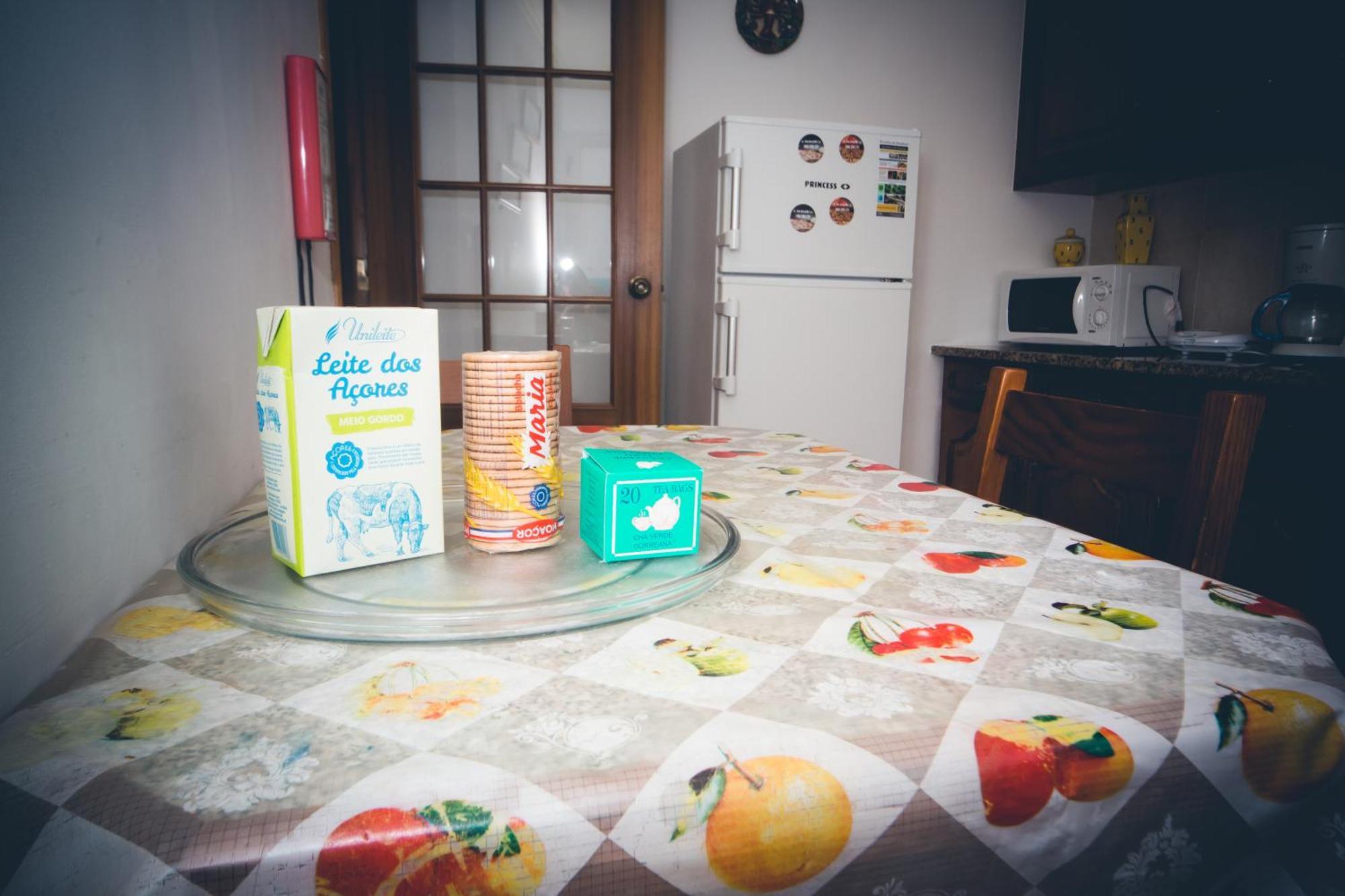 Al - Apartamento Bairros Novos 24 ポンタ・デルガダ エクステリア 写真